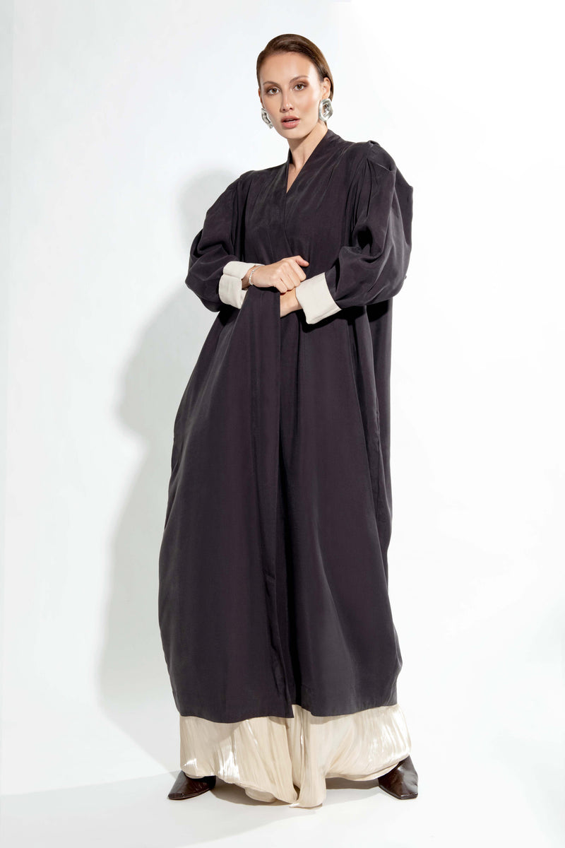 Volume Shoulder Abaya in Plum Pudding