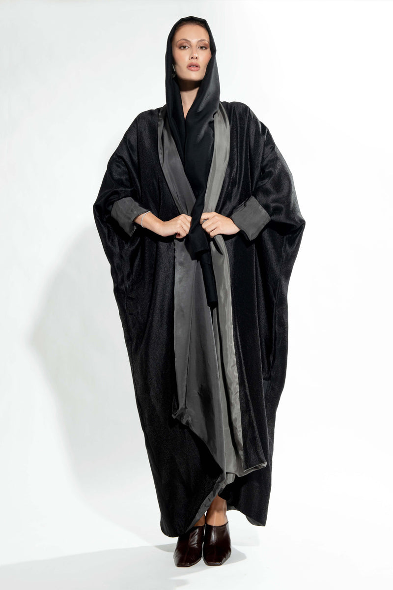 Reversible Luminous Bisht Abaya in Black