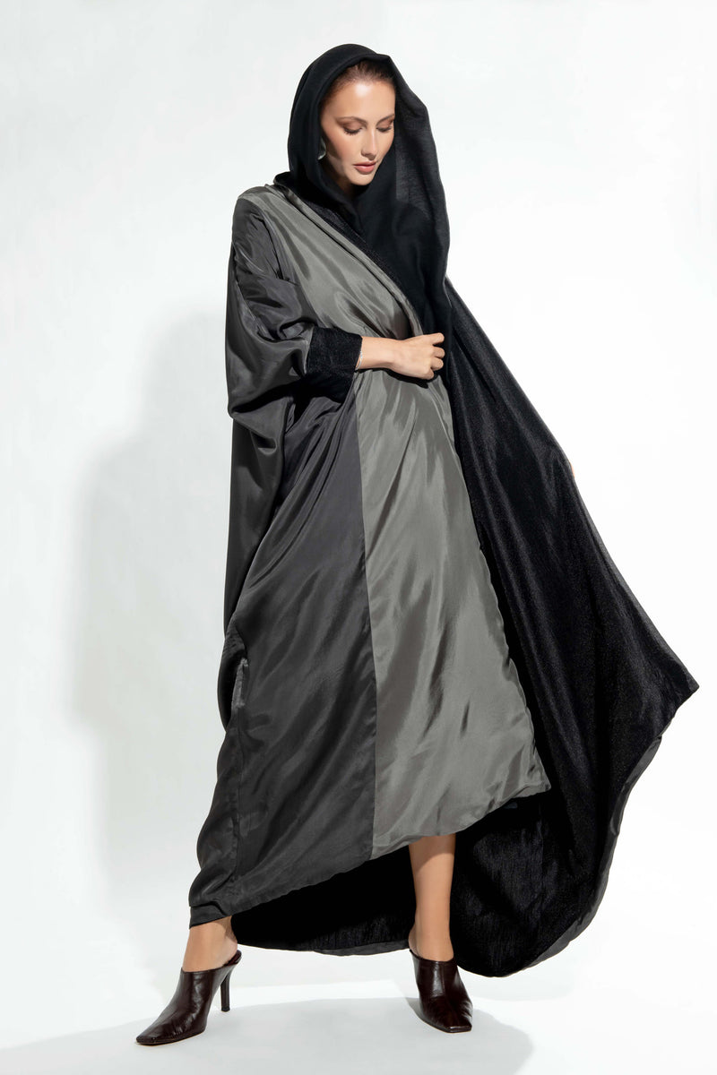 Reversible Luminous Bisht Abaya in Black