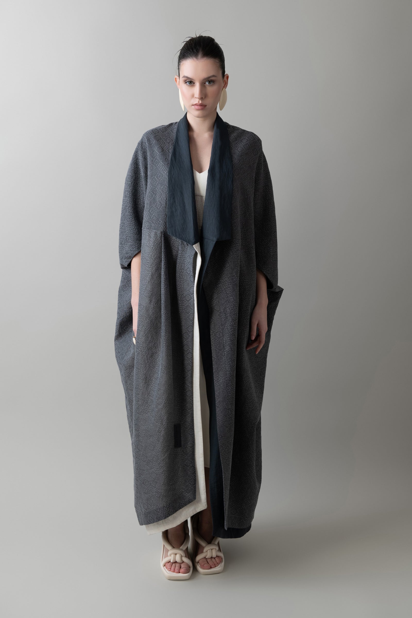 Reversible Origami Abaya in Storm & Ivory – Maha Ghalayini