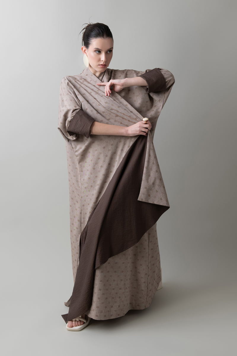 Rei Abaya in Brown